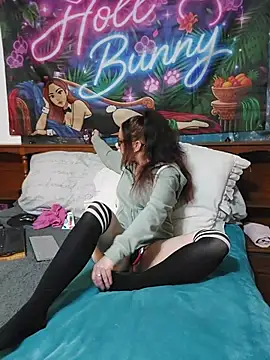 Snapshot of Hollbunny_Voxi chatting on 29, 7, 2026 Hollbunny Voxi online show from 29, 7, 2026