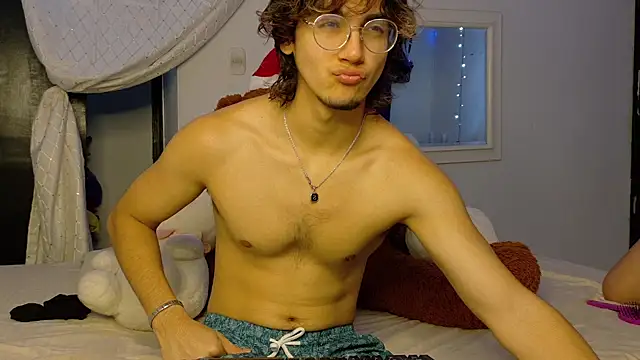 Snapshot of 2006_tgn chatting on 20, 12, 2025 2006 tgn online show from 20, 12, 2025