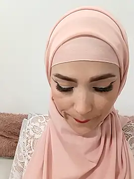 Snapshot of jamila_zair chatting on 15, 4, 2026 jamila zair online show from 15, 4, 2026