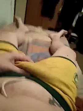 Snapshot of Empi19cm chatting on 24, 9, 2025 Empi19cm online show from 24, 9, 2025