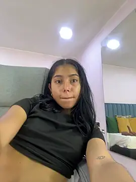 Snapshot of Milaa_Star_ chatting on 18, 3, 2026 Milaa Star online show from 18, 3, 2026