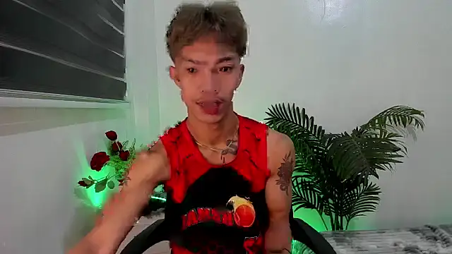 Snapshot of jersthebigfuckerxxx chatting on 1, 10, 2025 jersthebigfuckerxxx online show from 1, 10, 2025