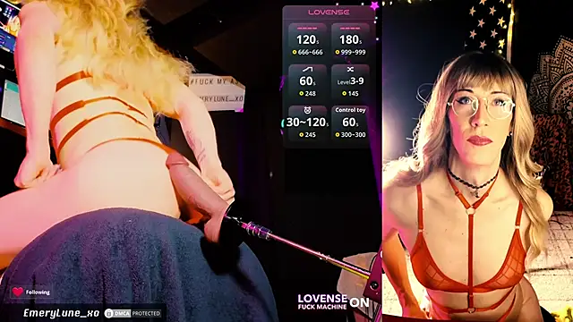 Snapshot of EmeryLune_xo chatting on 8, 4, 2026 EmeryLune xo online show from 8, 4, 2026