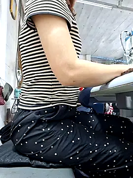 Snapshot of irina_hana chatting on 18, 11, 2025 irina hana online show from 18, 11, 2025