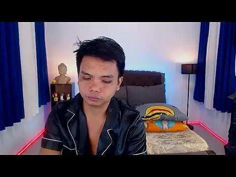 Snapshot of XExtraServiceManX chatting on 18, 10, 2025 XExtraServiceManX online show from 18, 10, 2025