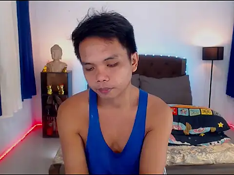 Snapshot of XExtraServiceManX chatting on 26, 10, 2025 XExtraServiceManX online show from 26, 10, 2025