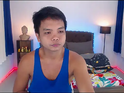 Snapshot of XExtraServiceManX chatting on 2, 11, 2025 XExtraServiceManX online show from 2, 11, 2025