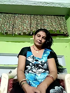 Snapshot of ZIVAA chatting on 18, 5, 2026 ZIVAA online show from 18, 5, 2026