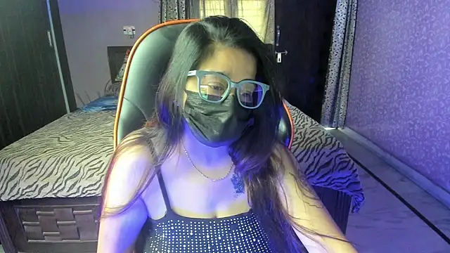 Snapshot of ShylaGill chatting on 16, 10, 2025 ShylaGill online show from 16, 10, 2025