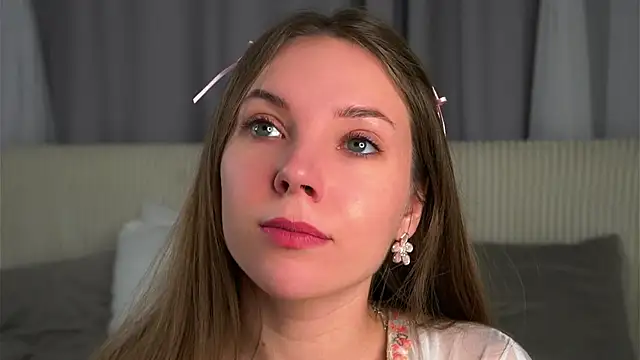 KarriBrownd online show from 18, 11, 2025