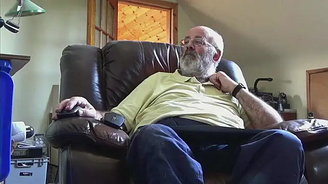 Snapshot of janzer13 chatting on 24, 9, 2025 janzer13 online show from 24, 9, 2025