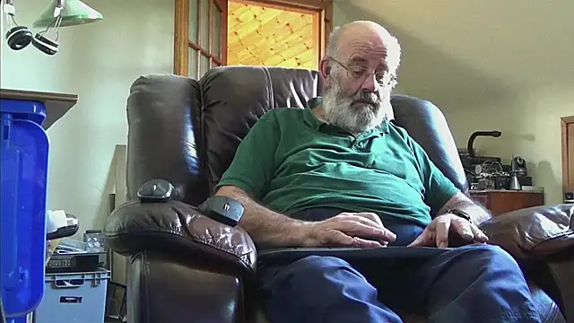 Snapshot of janzer13 chatting on 28, 9, 2025 janzer13 online show from 28, 9, 2025