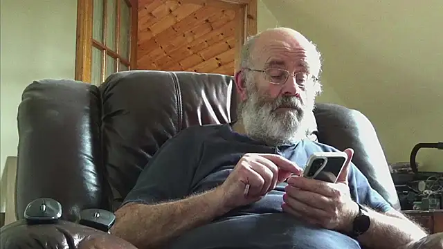 Snapshot of janzer13 chatting on 5, 10, 2025 janzer13 online show from 5, 10, 2025