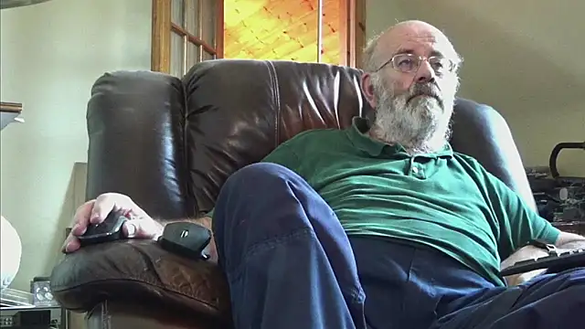 Snapshot of janzer13 chatting on 31, 10, 2025 janzer13 online show from 31, 10, 2025