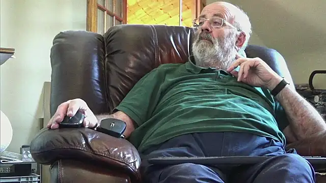 Snapshot of janzer13 chatting on 1, 11, 2025 janzer13 online show from 1, 11, 2025