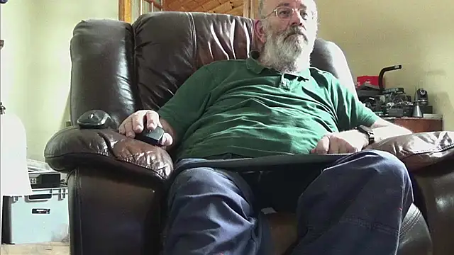 Snapshot of janzer13 chatting on 21, 5, 2026 janzer13 online show from 21, 5, 2026