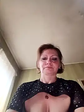 Snapshot of MariannaSky471 chatting on 8, 11, 2025 MariannaSky471 online show from 8, 11, 2025