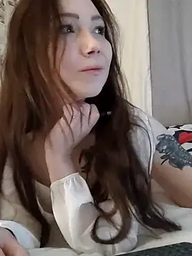 Snapshot of _San_Sara_ chatting on 14, 11, 2025 San Sara online show from 14, 11, 2025