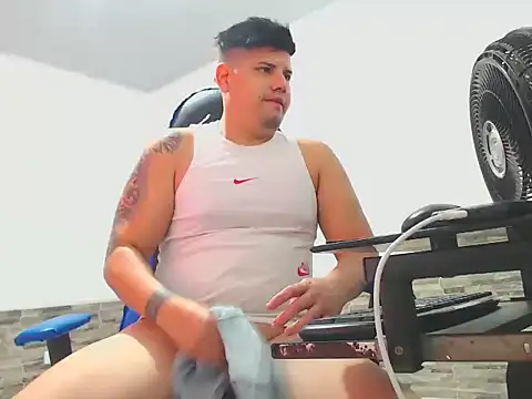 Snapshot of mister_cum1999 chatting on 3, 2, 2026 mister cum1999 online show from 3, 2, 2026