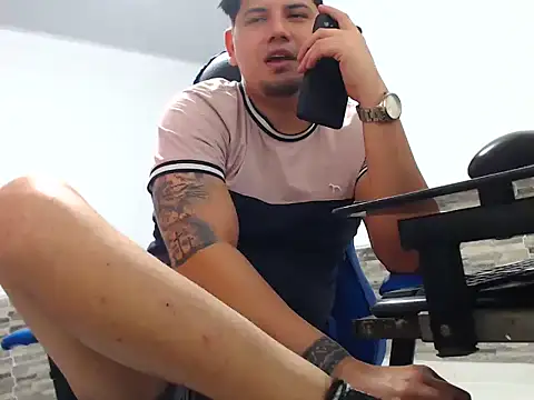 Snapshot of mister_cum1999 chatting on 6, 3, 2026 mister cum1999 online show from 6, 3, 2026