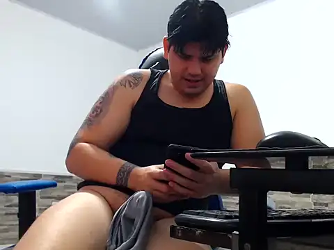 Snapshot of mister_cum1999 chatting on 20, 7, 2026 mister cum1999 online show from 20, 7, 2026