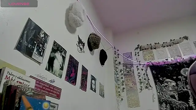 Snapshot of GothKitten666 chatting on 19, 6, 2026 GothKitten666 online show from 19, 6, 2026