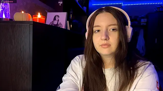 LauretteRagar online show from 28, 10, 2025