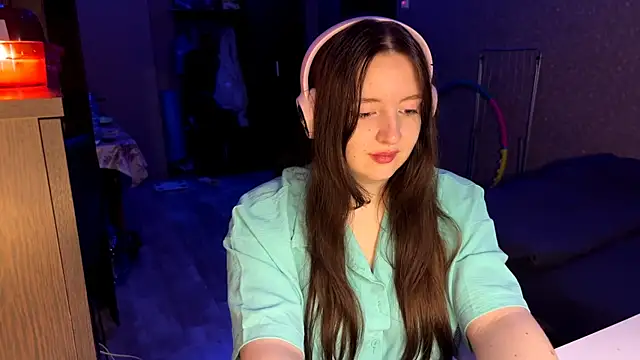 LauretteRagar online show from 30, 10, 2025