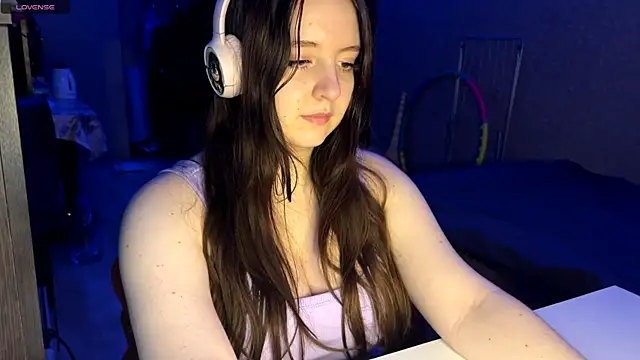 LauretteRagar online show from 21, 11, 2025