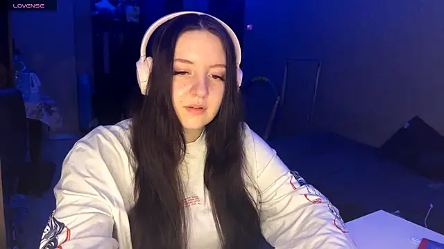 LauretteRagar online show from 19, 12, 2025