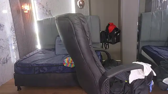 Vanessa 7  online show from 18, 1, 2026