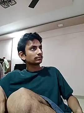 Snapshot of yung_cplz chatting on 13, 9, 2025 yung cplz online show from 13, 9, 2025