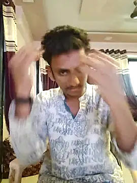 Snapshot of yung_cplz chatting on 8, 11, 2025 yung cplz online show from 8, 11, 2025