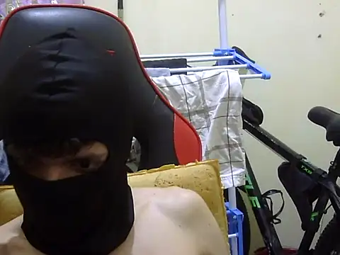 Snapshot of LustyLepus chatting on 2, 4, 2026 LustyLepus online show from 2, 4, 2026