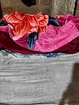 POOJACOUPLE online show from 28, 10, 2025