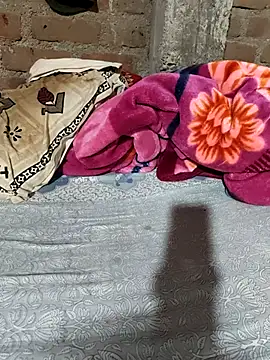 POOJACOUPLE online show from 15, 11, 2025