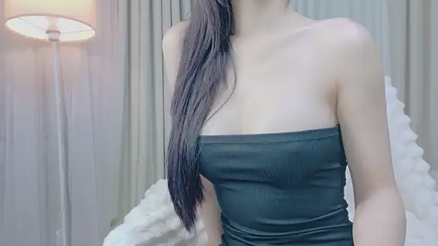 Snapshot of Vessi-babe chatting on 7, 3, 2026 Vessi-babe online show from 7, 3, 2026