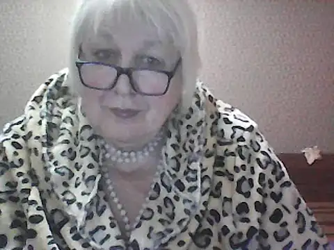 Snapshot of Alexia64231 chatting on 19, 10, 2025 Alexia64231 online show from 19, 10, 2025