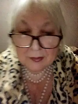 Alexia64231 online show from 11, 11, 2025