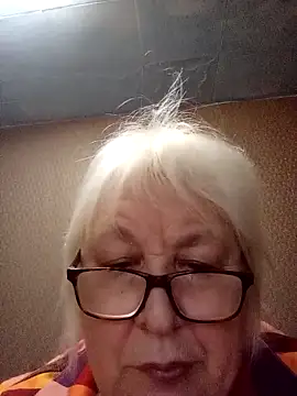 Alexia64231 online show from 20, 11, 2025