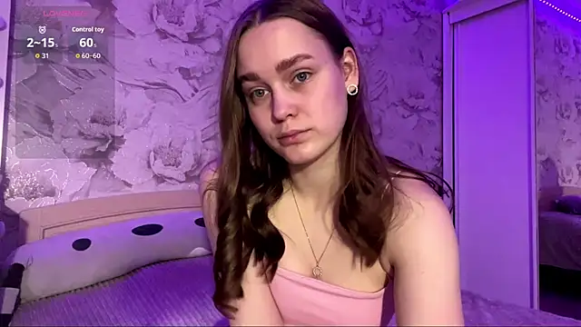 SoSweetGirl online show from 17, 4, 2026