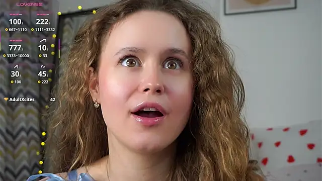 Snapshot of SusannaScholler chatting on 5, 3, 2026 SusannaScholler online show from 5, 3, 2026