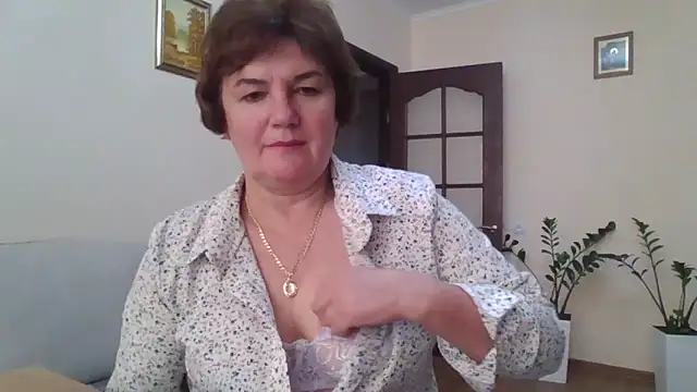 Snapshot of Galina56301 chatting on 16, 9, 2025 Galina56301 online show from 16, 9, 2025