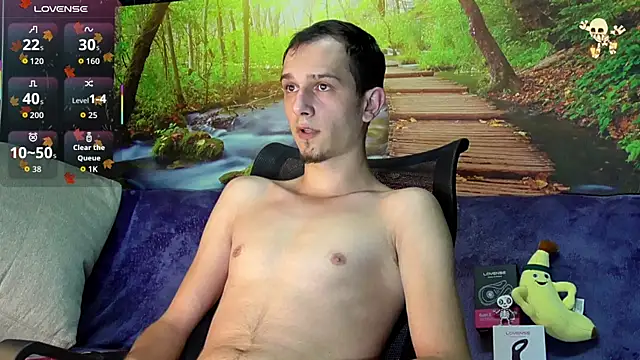 Snapshot of AxelMassimo chatting on 7, 11, 2025 AxelMassimo online show from 7, 11, 2025