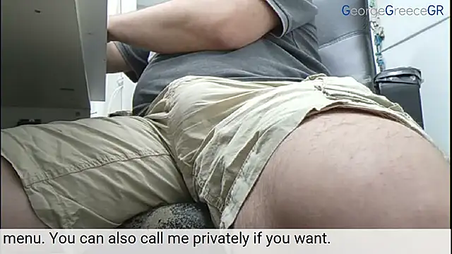 Snapshot of GeorgeGreece2025 chatting on 10, 11, 2025 GeorgeGreece2025 online show from 10, 11, 2025