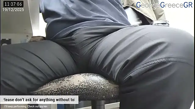 Snapshot of GeorgeGreece2025 chatting on 19, 12, 2025 GeorgeGreece2025 online show from 19, 12, 2025