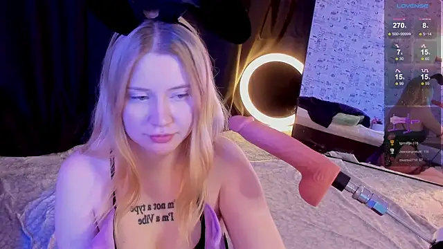 Lillie Berry online show from 22, 11, 2025