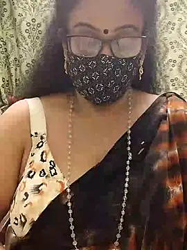 sweet-lotus online show from 15, 9, 2025