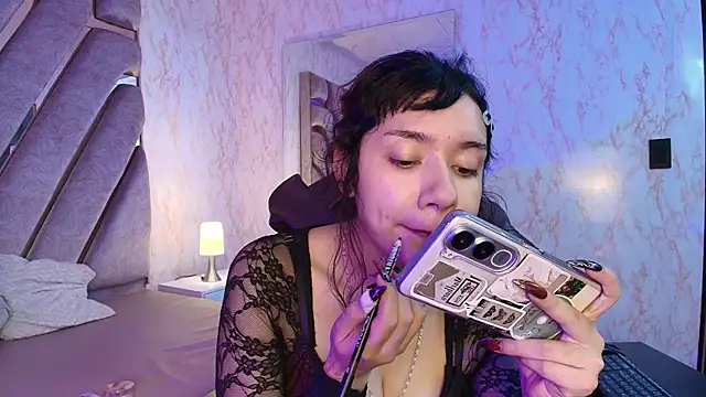 Snapshot of redd_pandaa chatting on 10, 5, 2026 redd pandaa online show from 10, 5, 2026