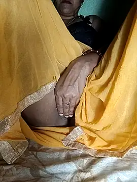 Hotty-Monaa online show from 10, 11, 2025